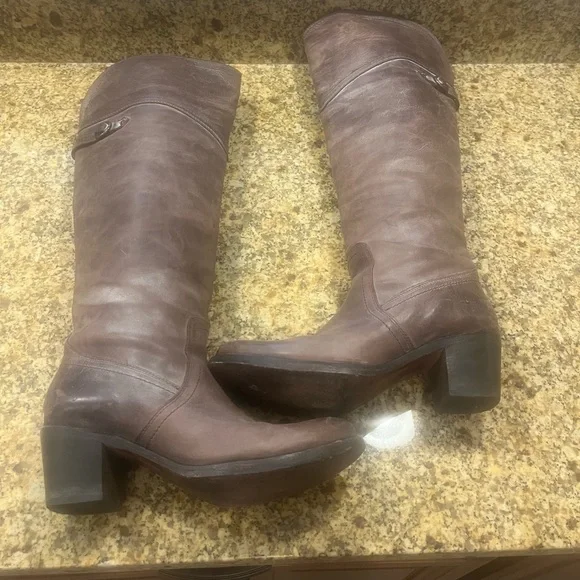 Frye Jane over the knee or cuffed leather boots brown size 8 Made in Mexico - Picture 7 of 14
